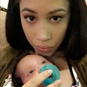 Meet your Posher, Simone